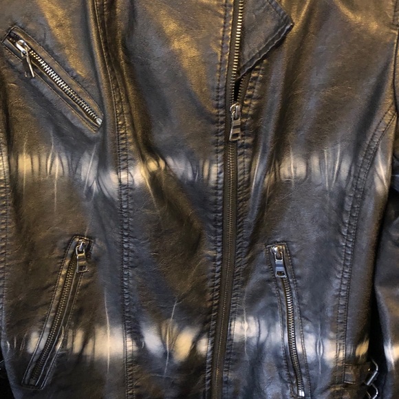 Jacket - Picture 3 of 6